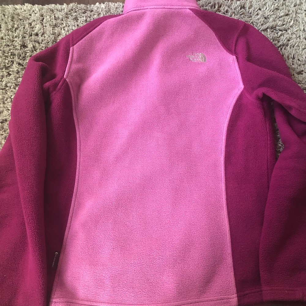 Women’s Northface zip up